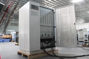 300kw خارج الشبكة العاكس Delta Series 3 Phase IGBT عاكس الطاقة الشمسية لمحطة الطاقة الشمسية 